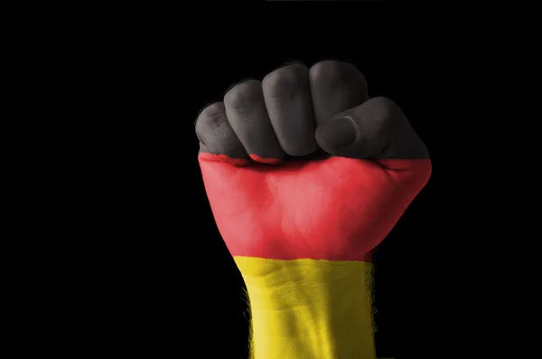 Pugno dipinto nei colori della bandiera tedesca — Foto Stock