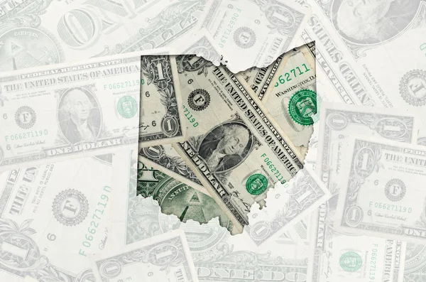 Umrisskarte von ohio mit transparenten amerikanischen Dollarnoten i — Stockfoto
