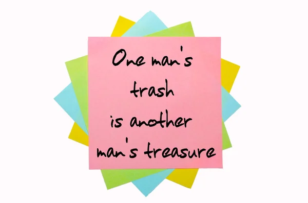 Przysłowie "śmieci jednego człowieka są skarbem drugiego człowieka" w — Zdjęcie stockowe