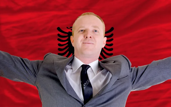 Boldog üzletember miatt jövedelmező befektetés Albániában — Stock Fotó
