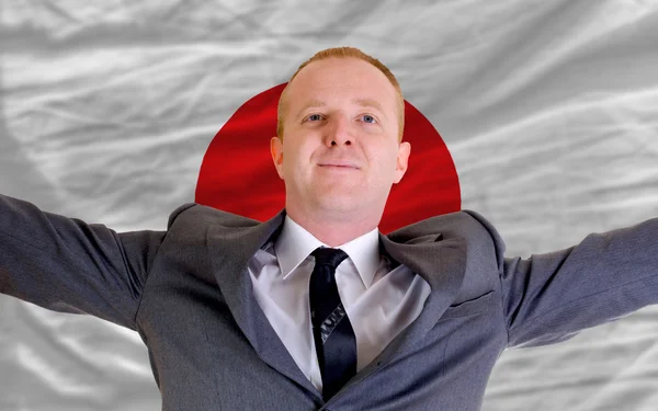 Glücklicher Geschäftsmann wegen profitabler Investition in Japan — Stockfoto