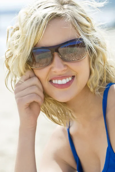 Beauty At The Beach Too — Stock Photo, Image