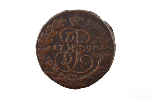 Старая русская монета 1790 года на белом фоне — стоковое фото