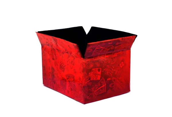 Червона подарункова коробка на білому тлі — стокове фото