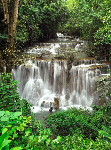 Huay mae khamin wodospad, Tajlandia — Zdjęcie stockowe