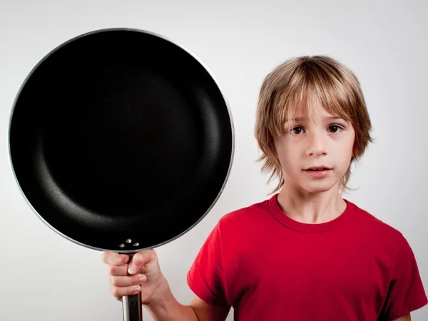 Anak whit menggoreng panci — Stok Foto