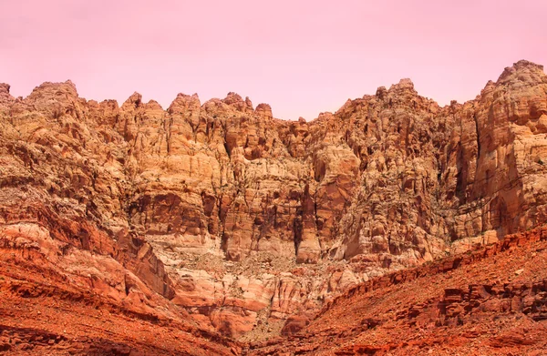 주홍 색 절벽 — 스톡 사진