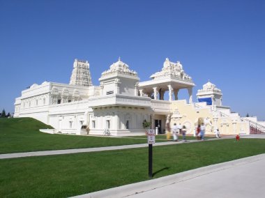 Hindhu Temple In Chicago clipart