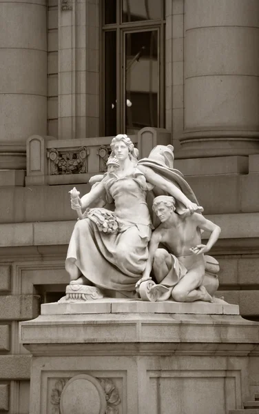 Statues In Manhatten — Stock Photo, Image
