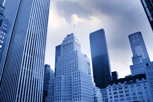 NewYork barátait magas épületek — Stock Fotó
