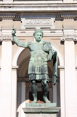 Statue of emperor Constantine clipart