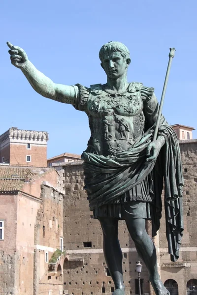 Statue of emperor Augustus — Stock Photo, Image