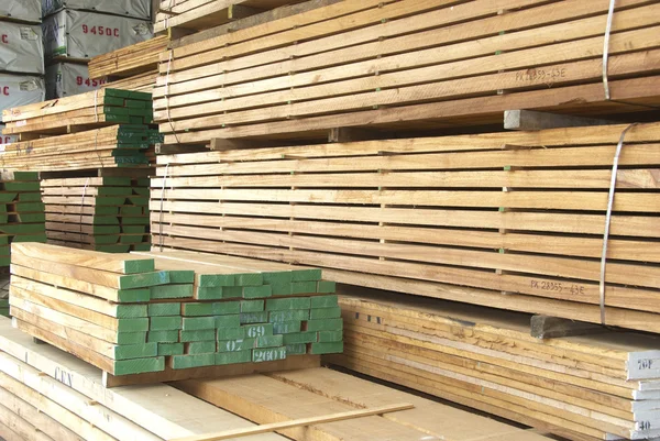 Z tvrdého dřeva — Stock fotografie