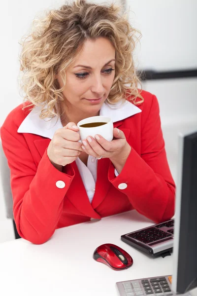 Morning coffee in the office — Stock Photo, Image