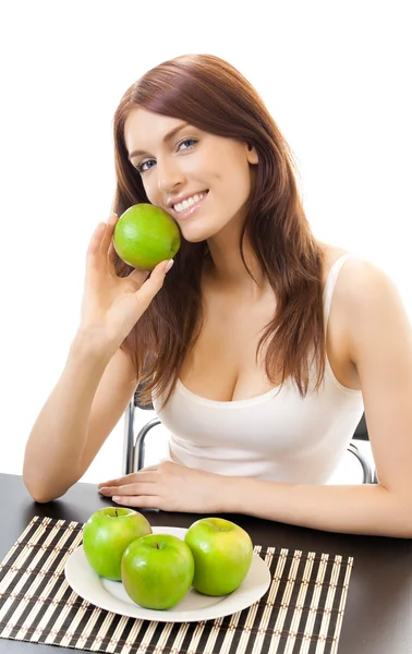 Молода щаслива усміхнена жінка з яблуками, ізольована — стокове фото