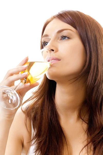 Giovane donna con bicchiere di champagne, isolata su bianco — Foto Stock