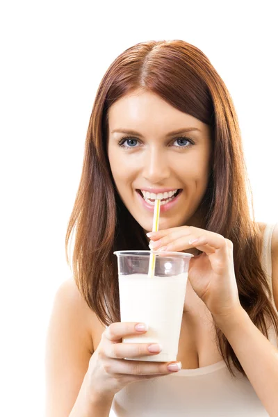 Portret van een jonge vrouw drinken van melk, geïsoleerd op wit — Stockfoto