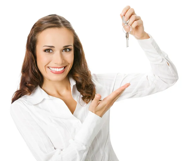 Mulher ou agente imobiliário mostrando chaves, sobre branco — Fotografia de Stock