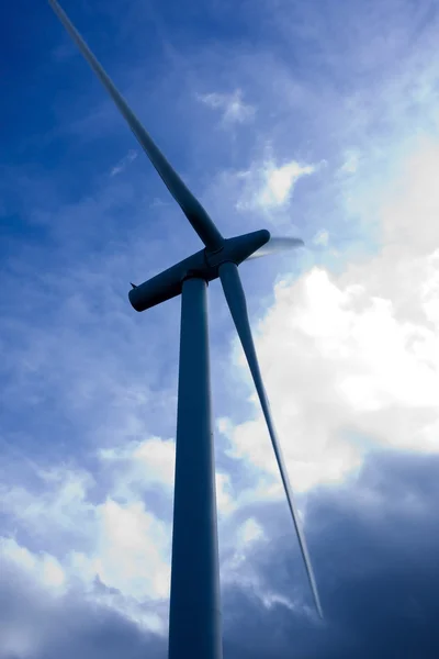 Energía renovable, turbina eólica — Foto de Stock