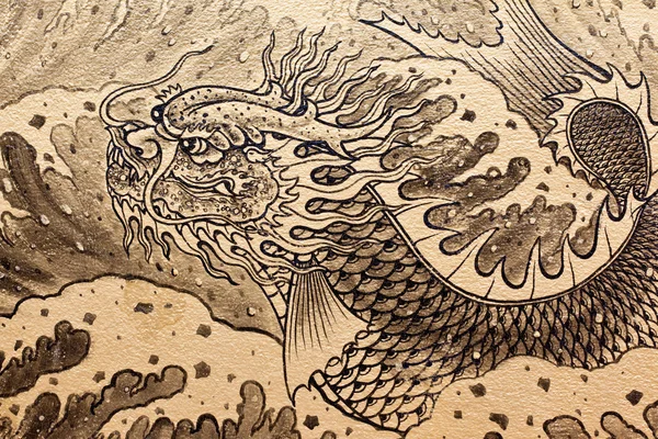 Картина дракона на стіні — стокове фото