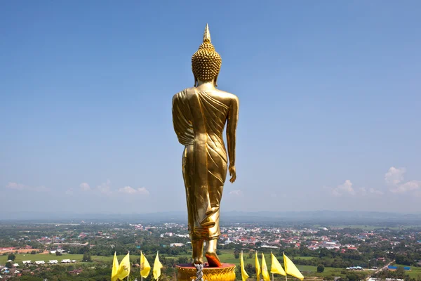 Золотой Будда в храме провинции Нан, Таиланд — стоковое фото