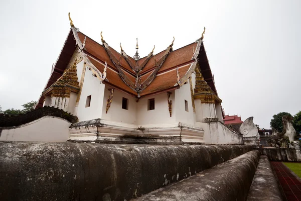 Wat phumin, templo estilo Lanna na Tailândia — Fotografia de Stock