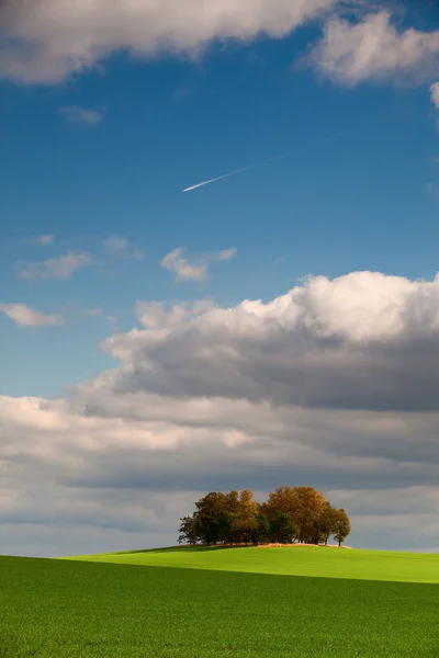 Осенний остров — стоковое фото
