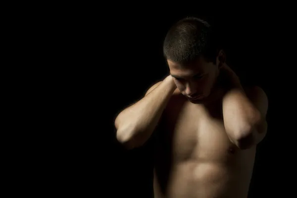 젊은 근육 질 남자 — 스톡 사진