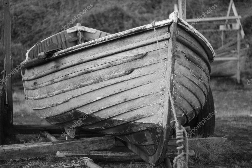 Black and white old fashioned fishing boat — Stock Photo © chrisga 6882939