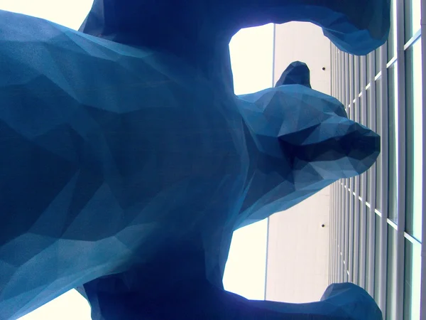 Velký modrý medvěd colorado kongresové centrum, denver — Stock fotografie