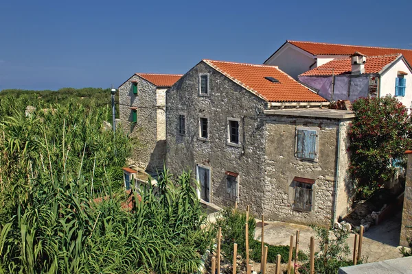 Dalmatische architectuur, eiland van susak — Stockfoto