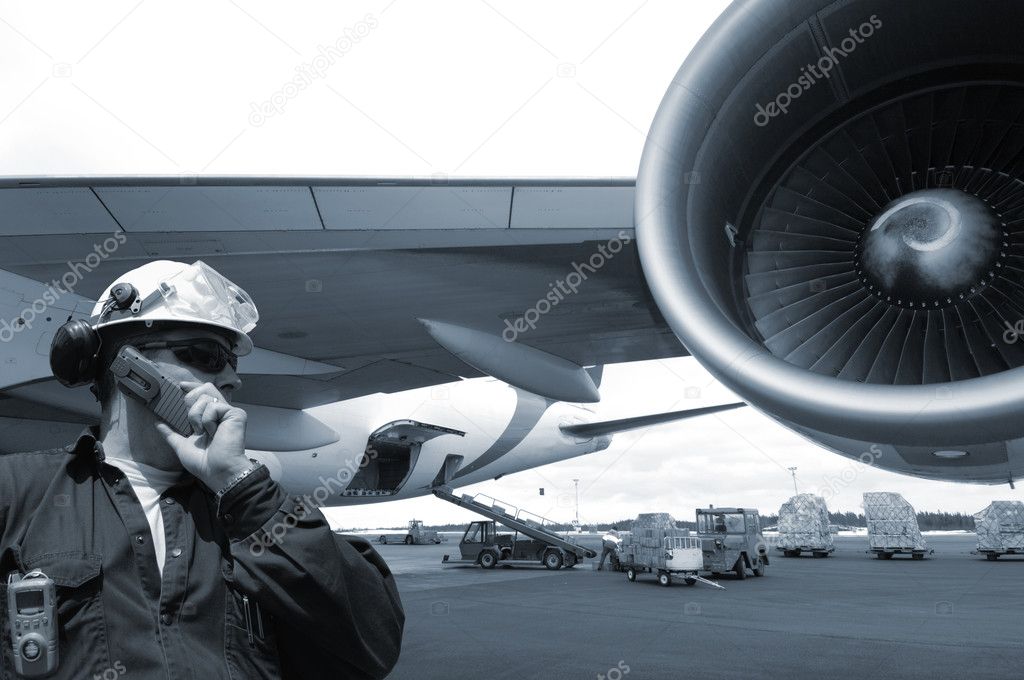 Mechanic and jet airliner