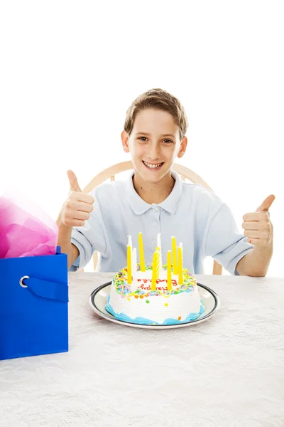 Pulgares arriba para pastel de cumpleaños —  Fotos de Stock