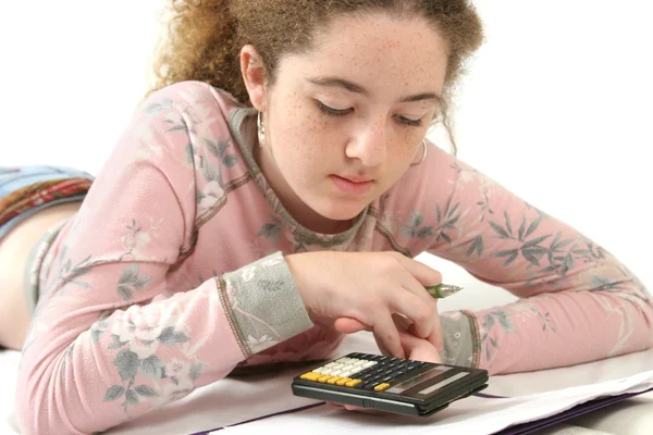 Adolescente facendo i compiti — Foto Stock