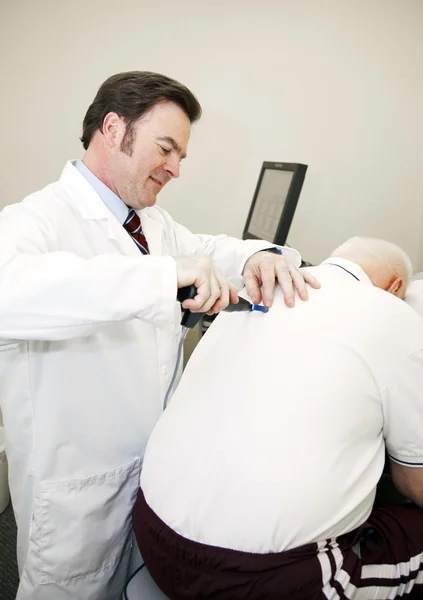 Chiropractic ayarlama aracı — Stok fotoğraf