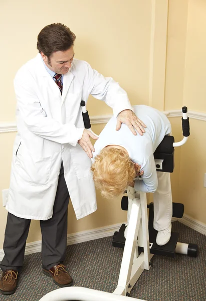 Chiropraktiker und Physiotherapie — Stockfoto