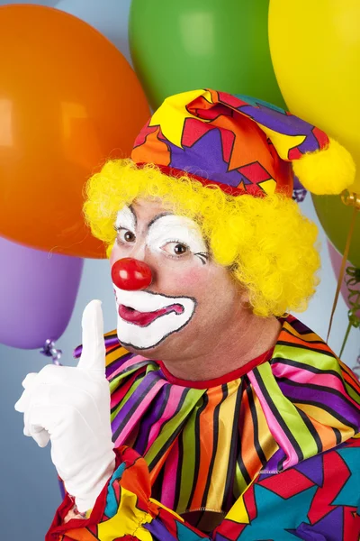Clown hat ein Geheimnis — Stockfoto