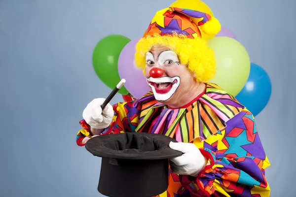 Clown goochelaar — Stockfoto