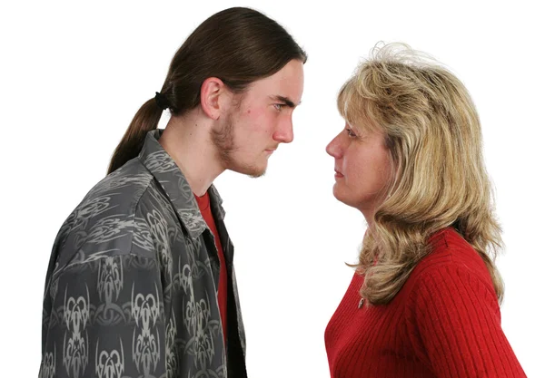 Konfrontation zwischen Mutter und Sohn — Stockfoto