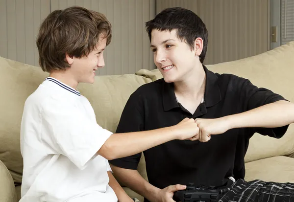 Brothers Fist Bump — Stock Photo, Image