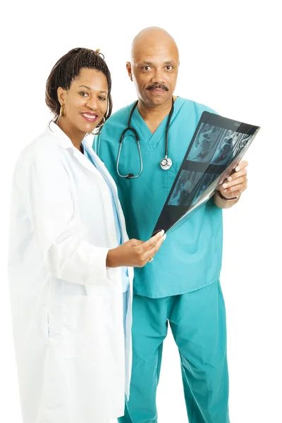 Медицинская команда с компьютерной томографией — стоковое фото
