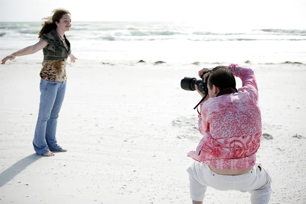 Photographer Works With Model — Stock Photo, Image