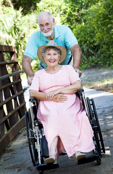Coppia Senior - Disabilità — Foto Stock