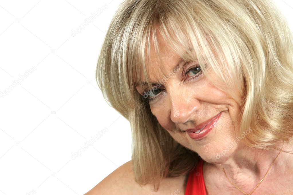 Page 10  97,000+ Smiling Older Woman Pictures