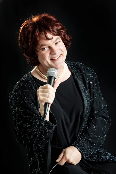 Female Impersonator Singing — Stock Photo, Image