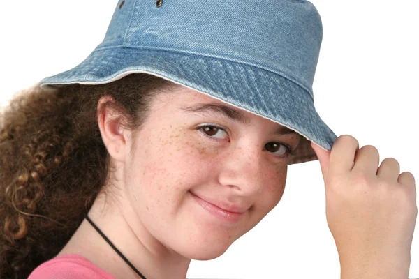 Meisje tippend hoed — Stockfoto