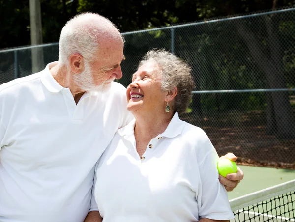 Actieve senioren romantiek — Stockfoto
