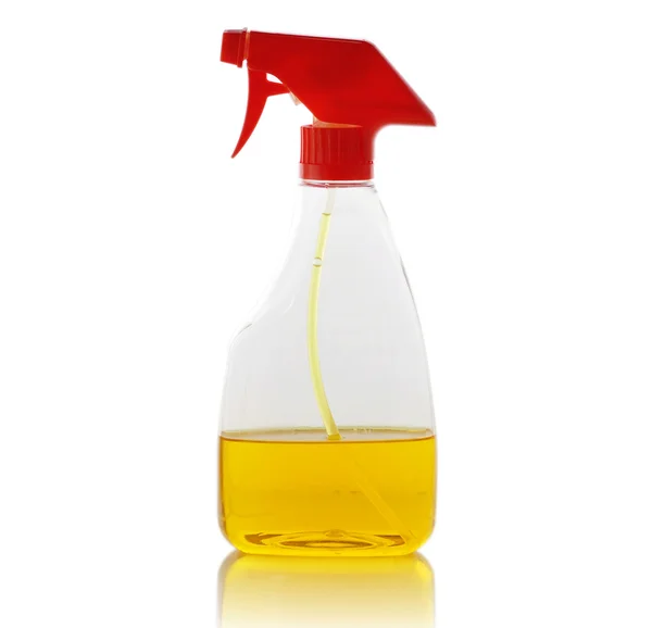 Spray fles met gele vloeistof — Stockfoto