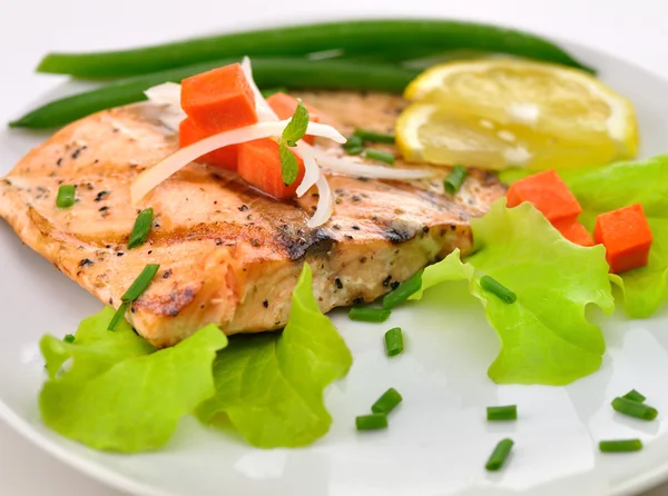 Grilled salmon fillet — Stock Photo, Image