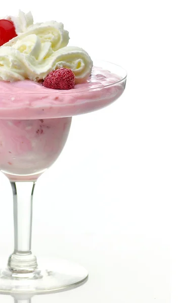 Dolce allo yogurt alla fragola — Foto Stock